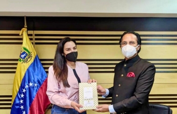 Ambassador Abhishek Singh met Minister of Ecological Mining Development Dr. Magaly Josefina Henriquez Gonzalez and was briefed about the developments in the mining sector in Venezuela  